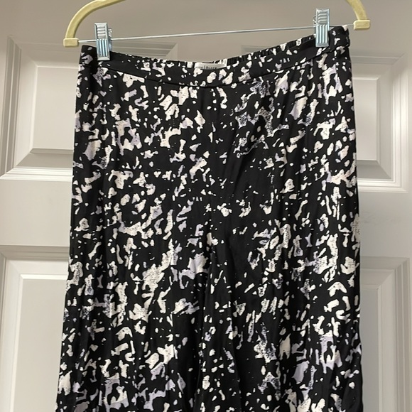 White House Black Market floral pants size small - Picture 6 of 8